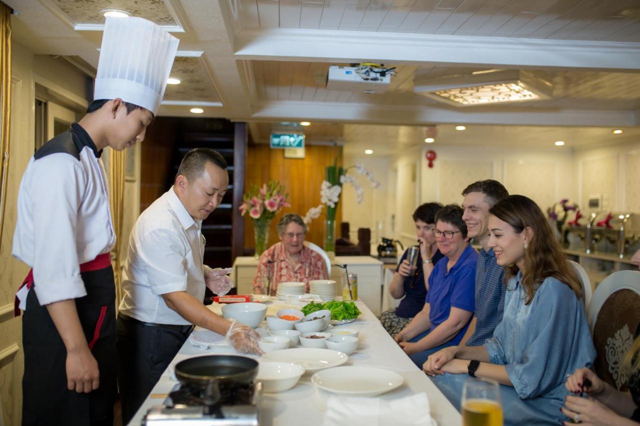 Signature Royal Halong Cruise Ha Long Exteriör bild